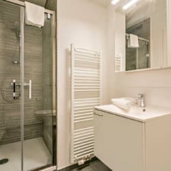 winxx appartement de deux chambres salle de bain avec douche