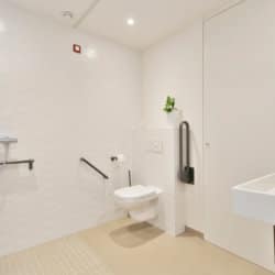 zilverhof, appartement d'une chambre avec salle de bains adaptée aux personnes handicapées
