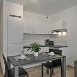 manhattan view one bedroom apartment fully equipped kitchen and dining