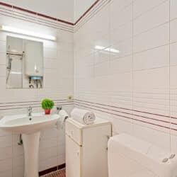 bathroom with bi-weekly cleaning