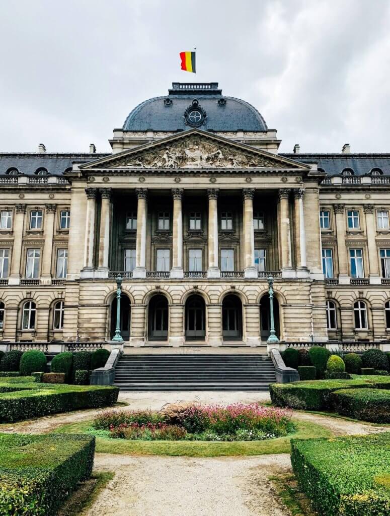 brussels royal palace