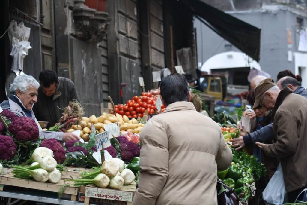 marchés du vendredi soir d'evere