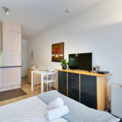 serviced apartment with cable television near european commission