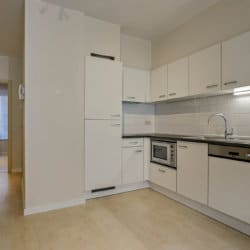 fully equipped kitchen with microwave in central brussels