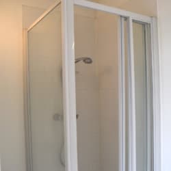 unfurnished studio apartment in south brussels shower